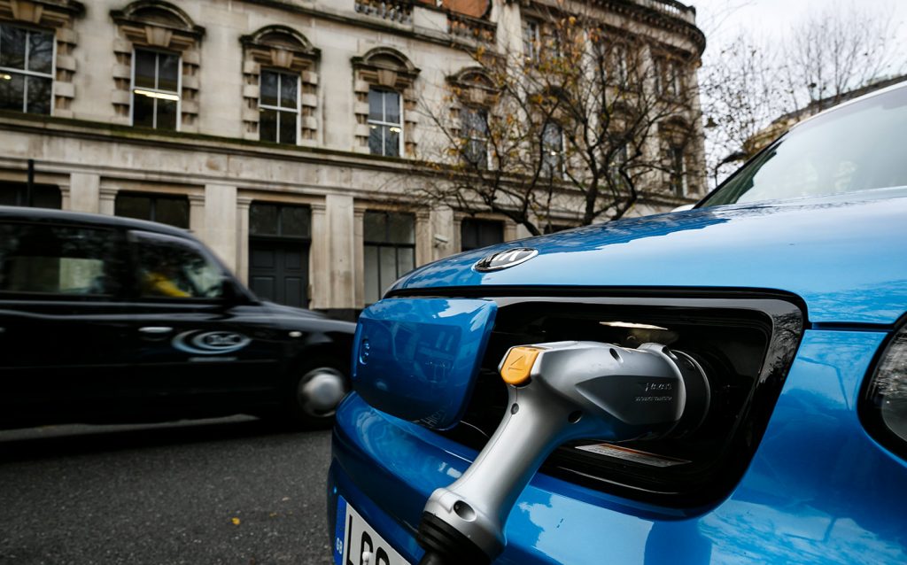 UK πωλήσεις ηλεκτρικών αυτοκινήτων