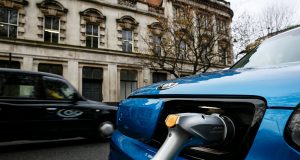 UK πωλήσεις evs ηλεκτρικών αυτοκινήτων