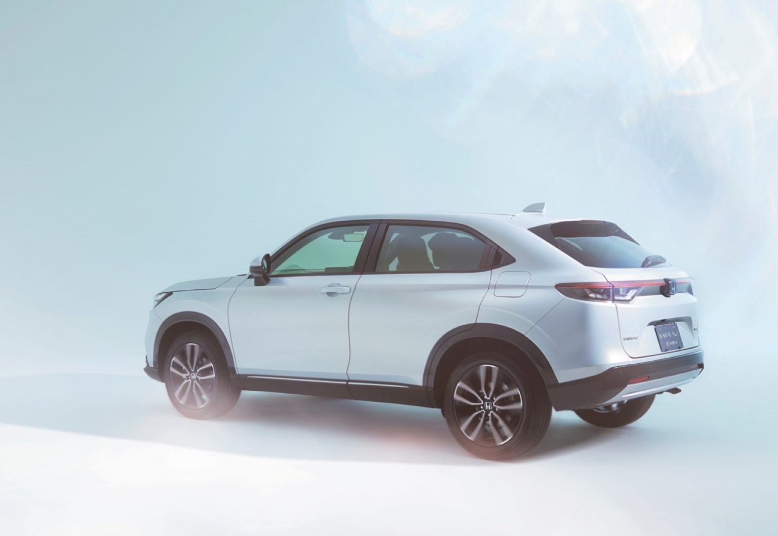 Παρουσιάστηκε το πρώτο υβριδικό Honda HR-V