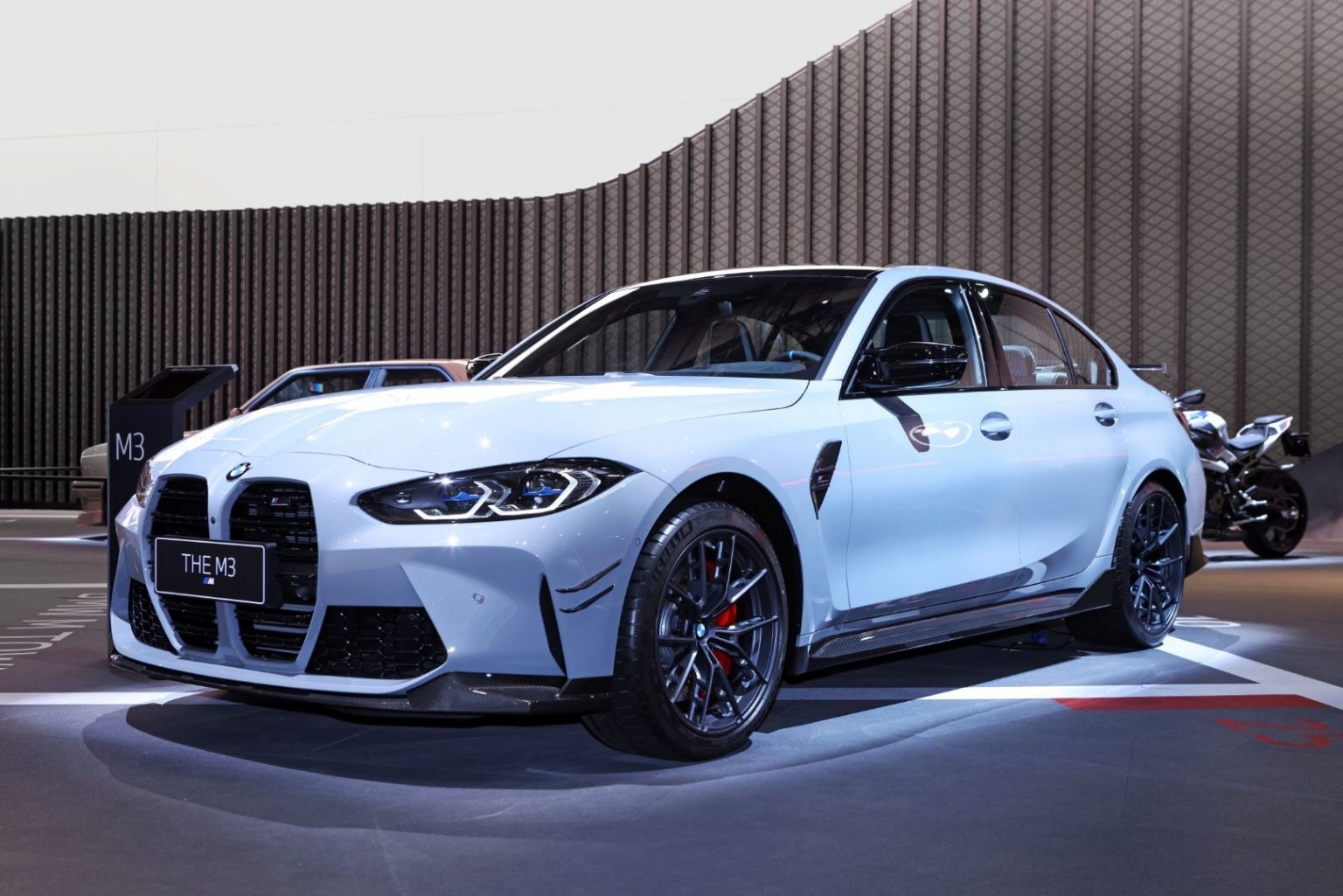 Παγκόσμια πρεμιέρα για την BMW iX