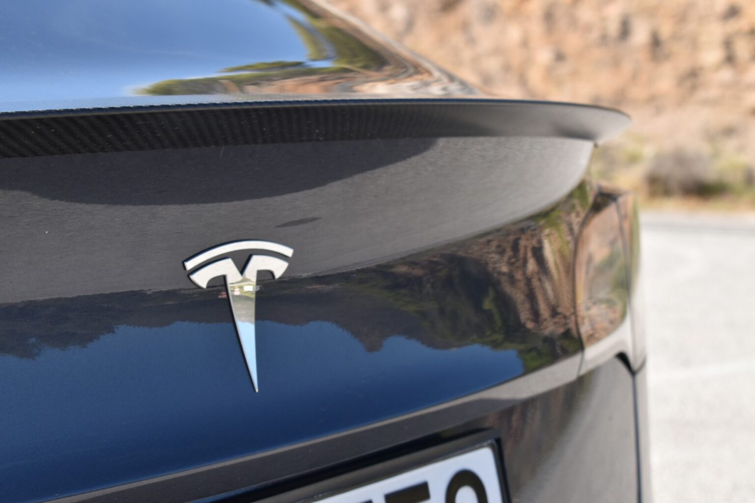 Οι πωλήσεις της Tesla για το Q1 2024 tesla model 3 performance (21)