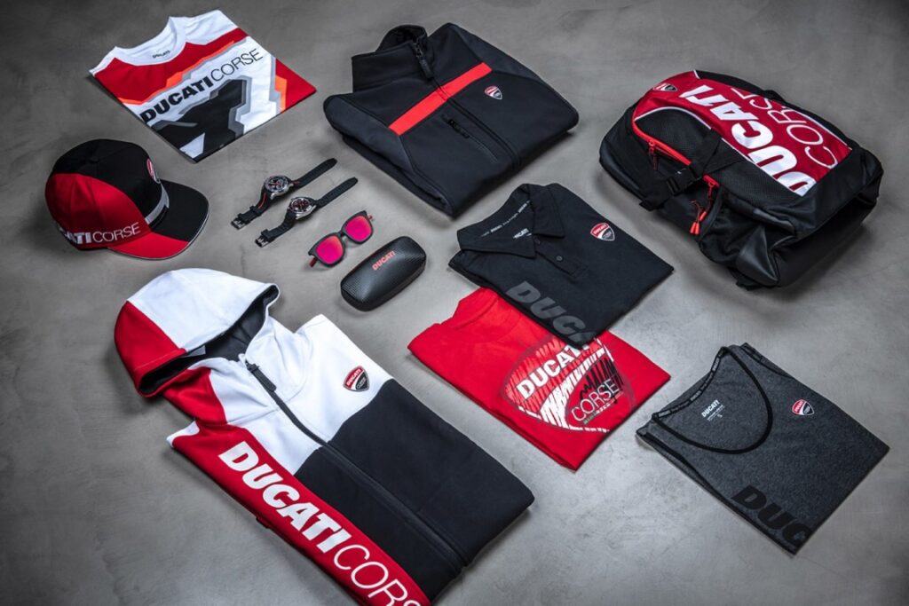 “Xmas Sales” στο Ducati Athens για κάθε δικυκλιστή!