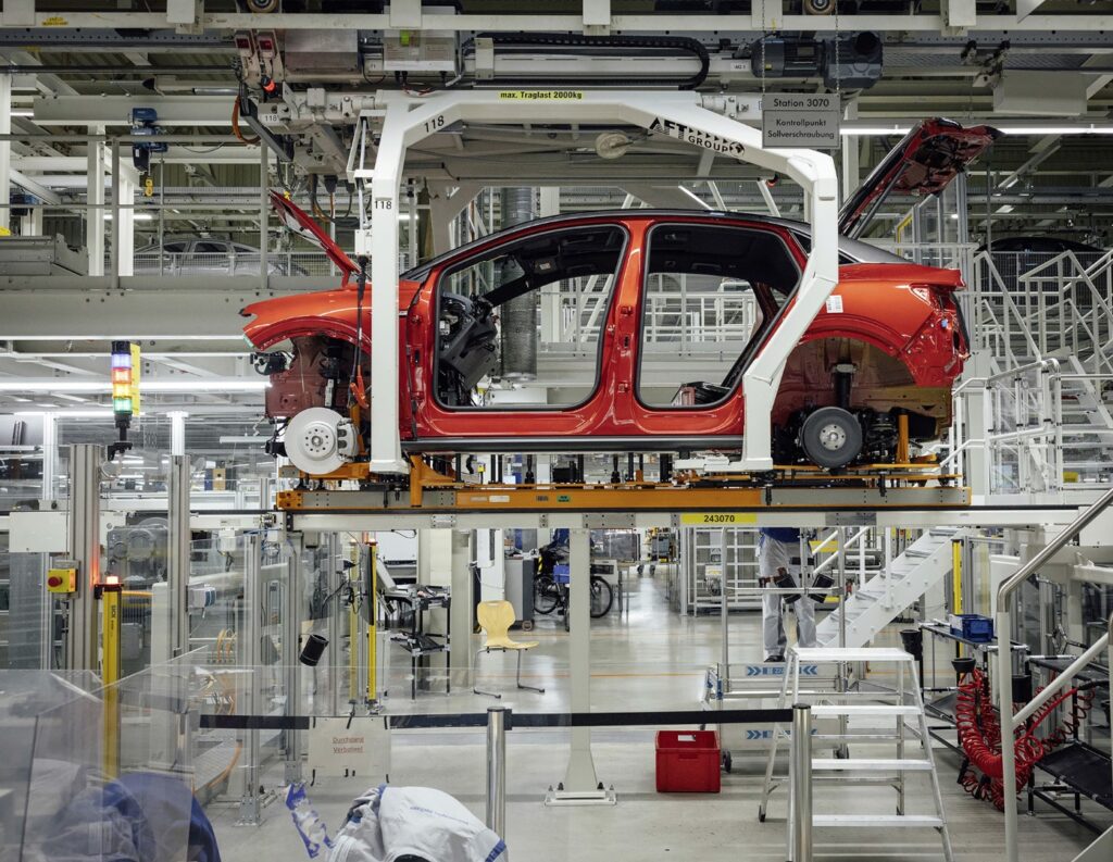 Ξεκινά η παραγωγή του VW ID.5 (εικόνες)