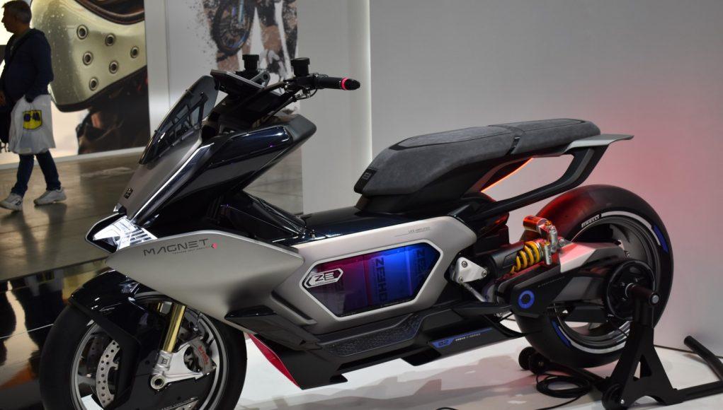 zeeho cfmoto eicma 2022 electric motorcycle scooter (3)