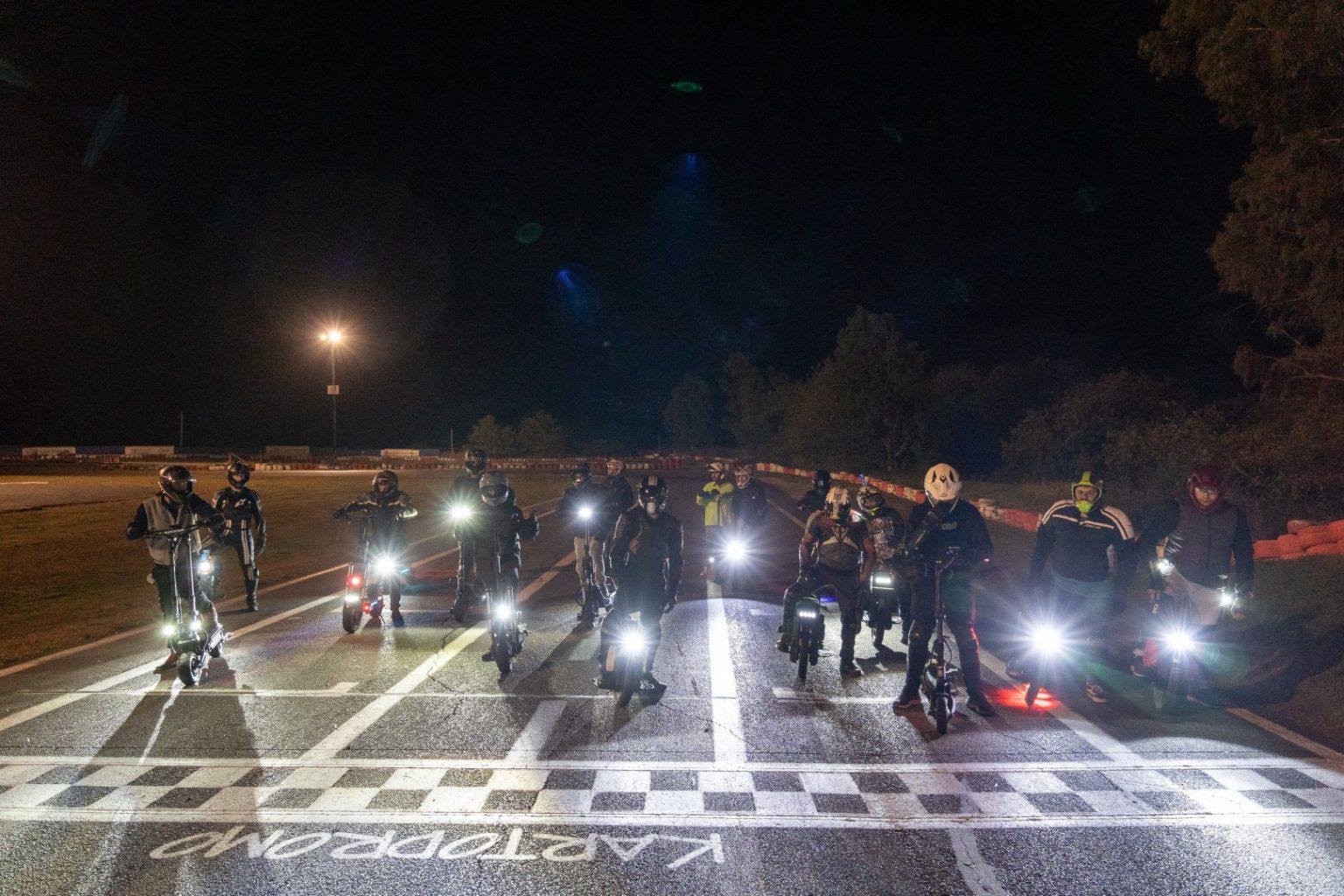 Γεγονός το 3ο eScooter TrackNight στο Καρτόδρομο! 3ο esccoter tracknight
