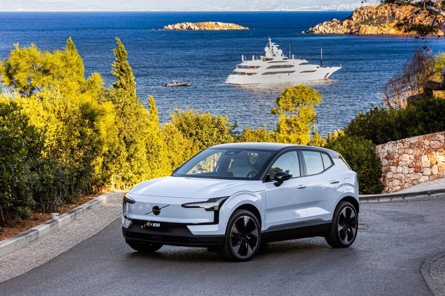 VOLVO EX30_017