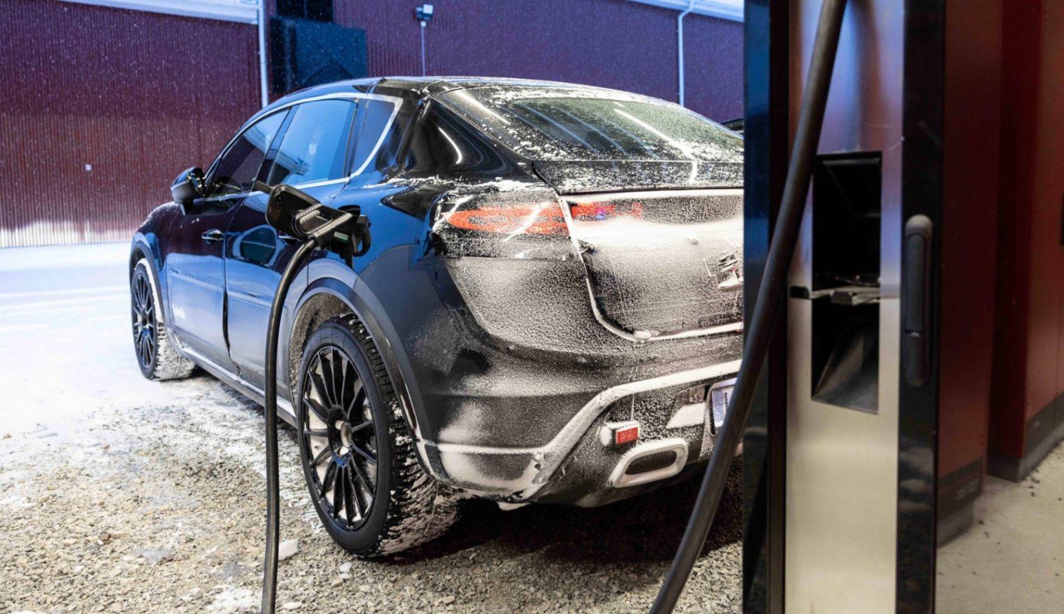 porsche macan ev (1)