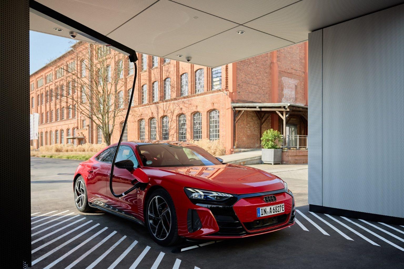 Κόμβος φόρτισης Audi στη Φρανκφούρτη: Eύκολα, γρήγορα και χωρίς εμπόδια audi komvos fortisis (2)