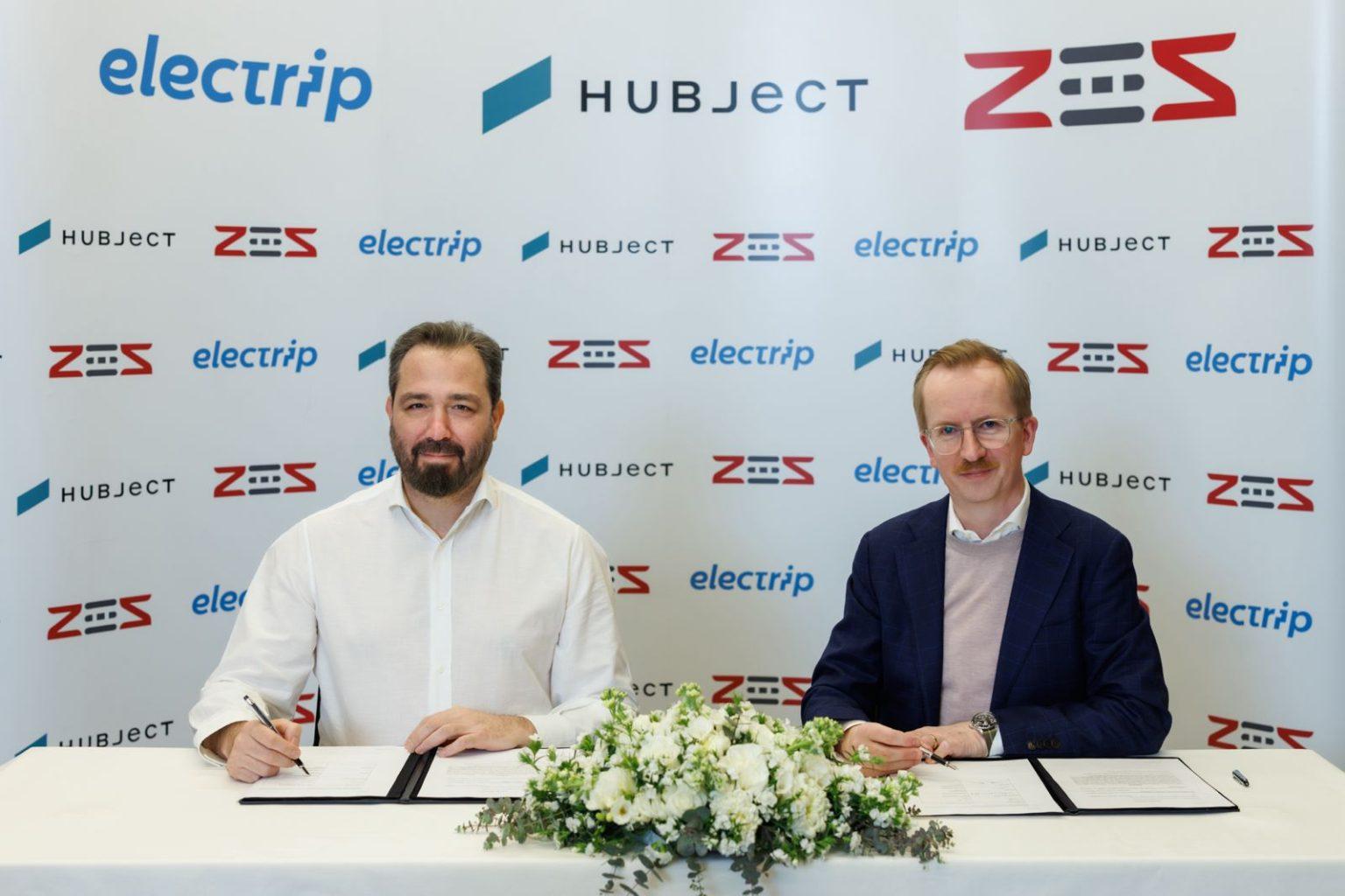 İbrahim Sinan Ak, CEO, Electrip Global, Christian Hahn, CEO, Hubject