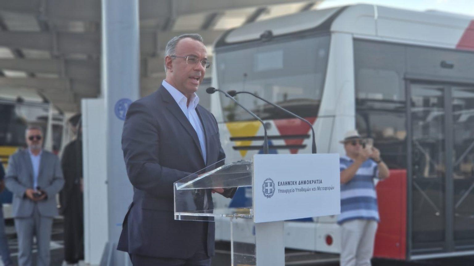 Χρήστος Σταϊκούρας: Τα νέα ηλεκτρικά λεωφορεία κυκλοφορούν στους δρόμους της Πρωτεύουσας