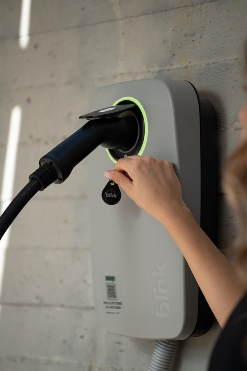 Η Blink Charging Hellas λανσάρει RFID Tags για την φόρτιση EVs Blink Charging Hellas_RFID TAG