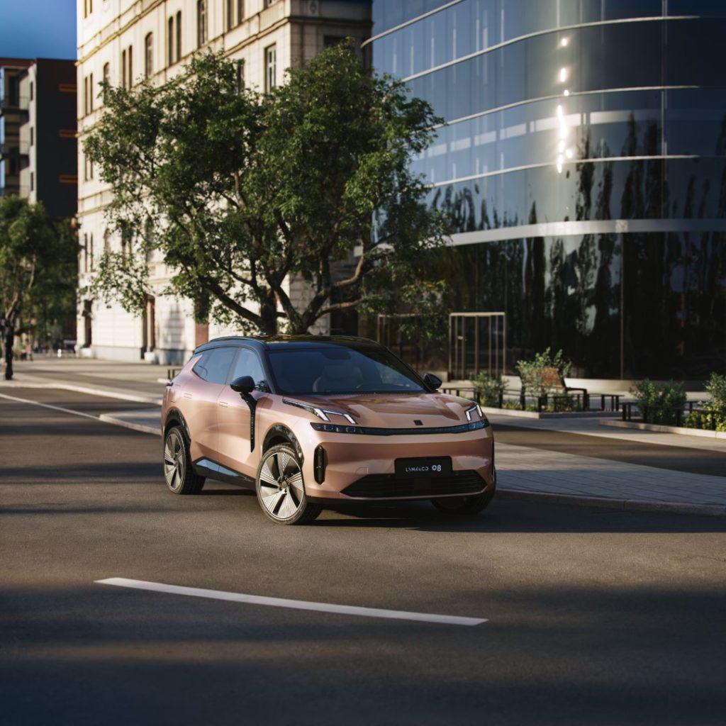 Η Lynk & Co γίνεται η πρώτη στην Ευρώπη που παρουσιάζει ένα plug-in hybrid με αυτονομία 200 km και γρήγορη φόρτιση DC: Γνωρίστε το πρωτοποριακό Lynk & Co 08 lynk & co 08 (2)