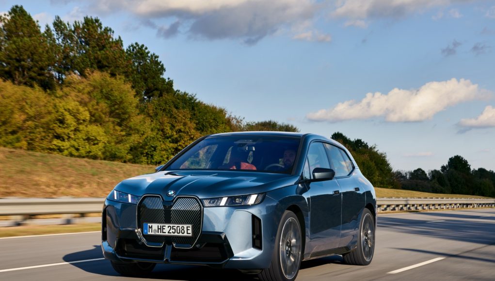BMW iX