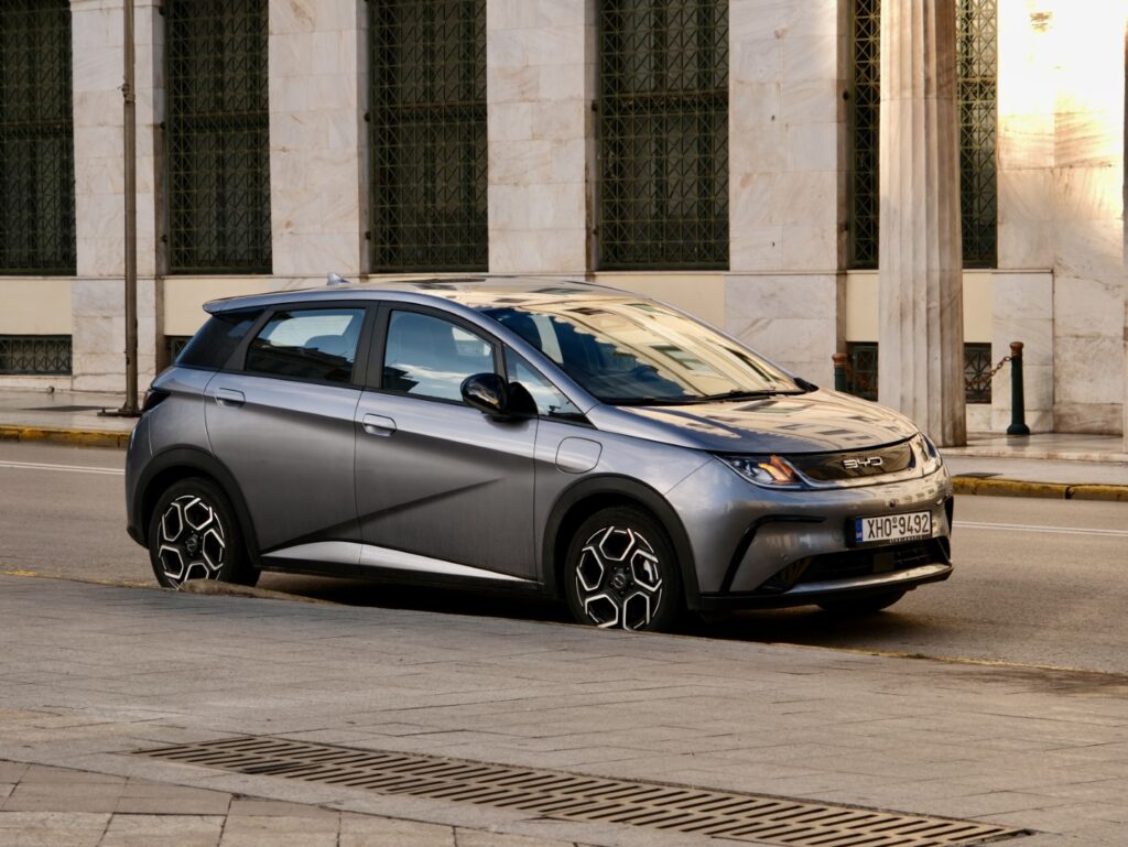 Η BYD Νο1 σε πωλήσεις ηλεκτρικών οχημάτων στην Ελλάδα για το πρώτο εξάμηνο του 2025 BYD DOLPHIN