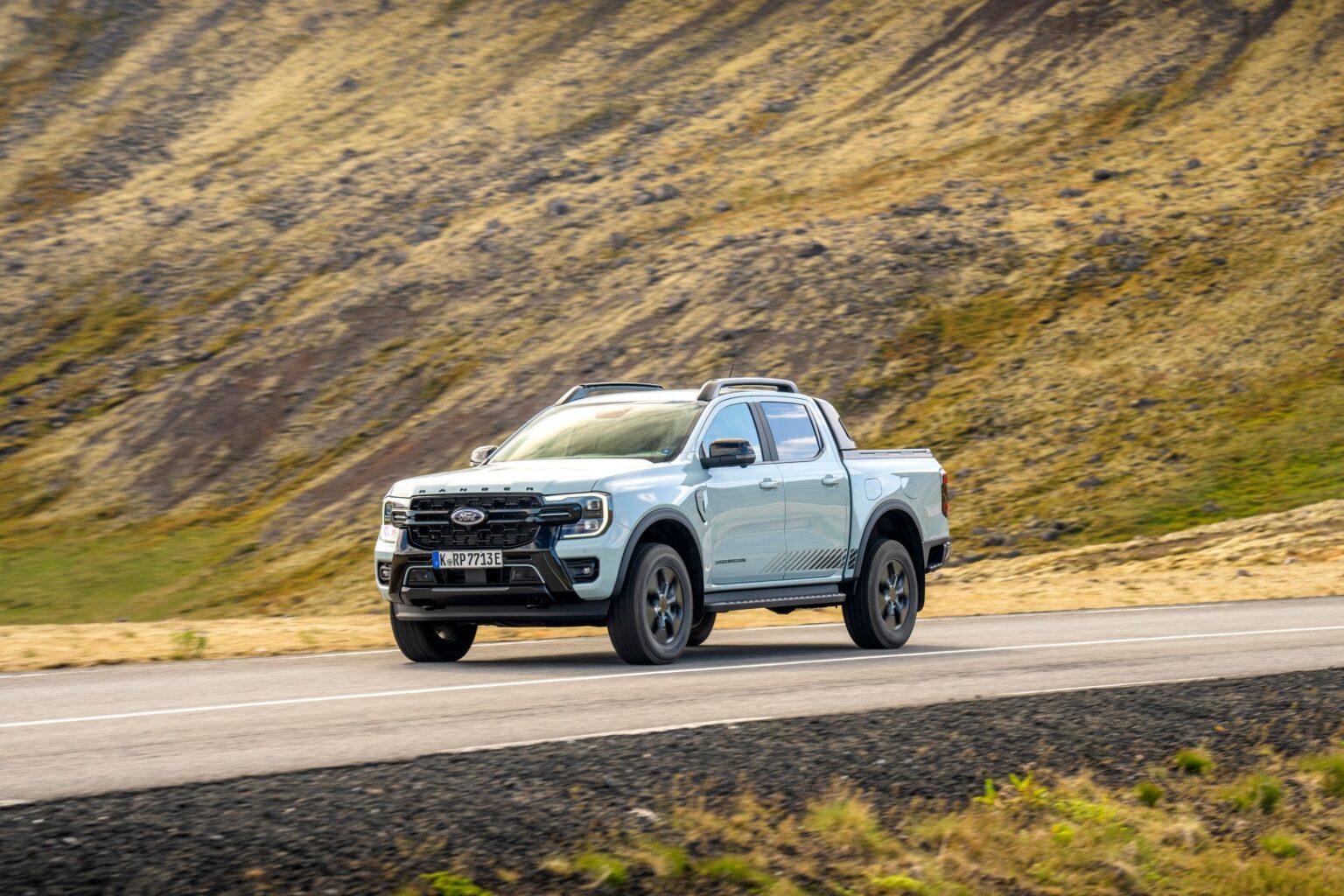 FORD RANGER PHEV_03