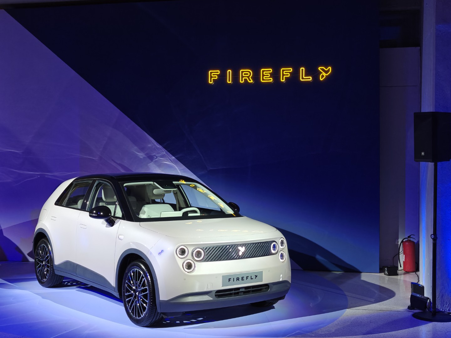 NIO launch event ellada