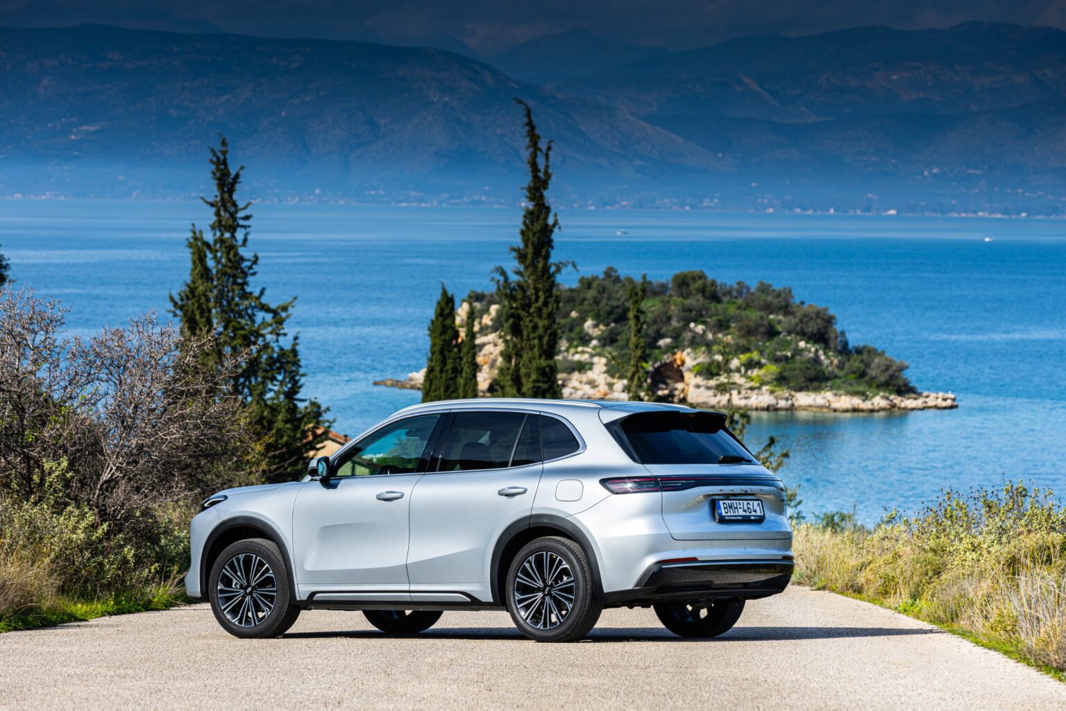 Επίσημα στην Ελλάδα το Geely STARRAY EM-i, plug-in υβριδικό με 30 KWh μπαταρία geely starray em-i ellada timi phev plug-in yvridiko (28)