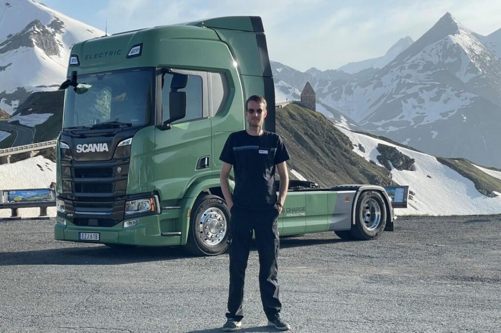 ilektriko fortigo ntalika scania r45 (1)