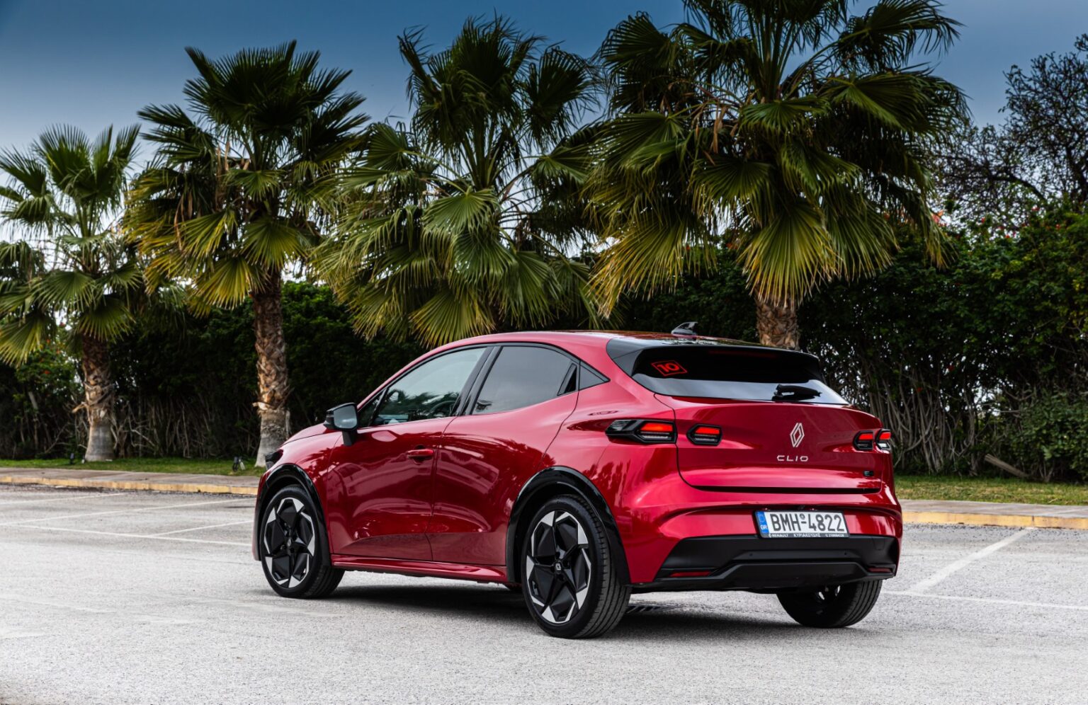 renault clio hybrid (12)