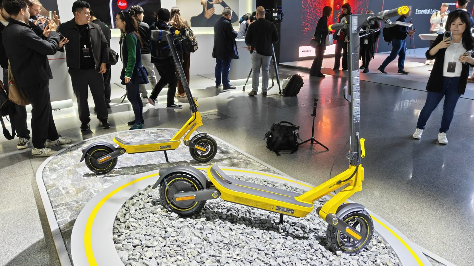 Αποκαλύφθηκε η σειρά Xiaomi Electric Scooter 6! xiaomi electric scooter 6 ultra ilektriko patini mwc 2026 (4)