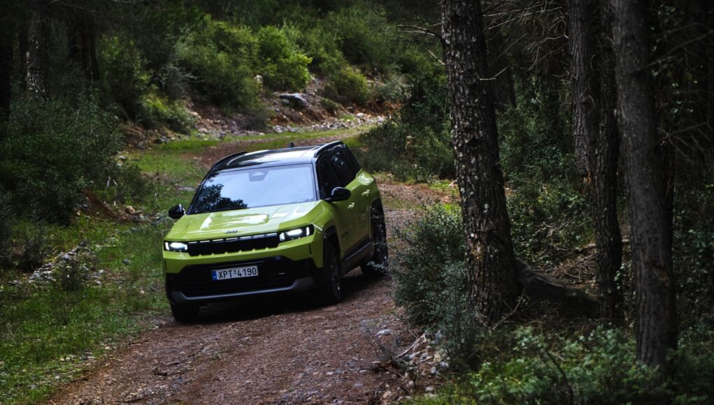 NewJeepCompass_dyn_0011