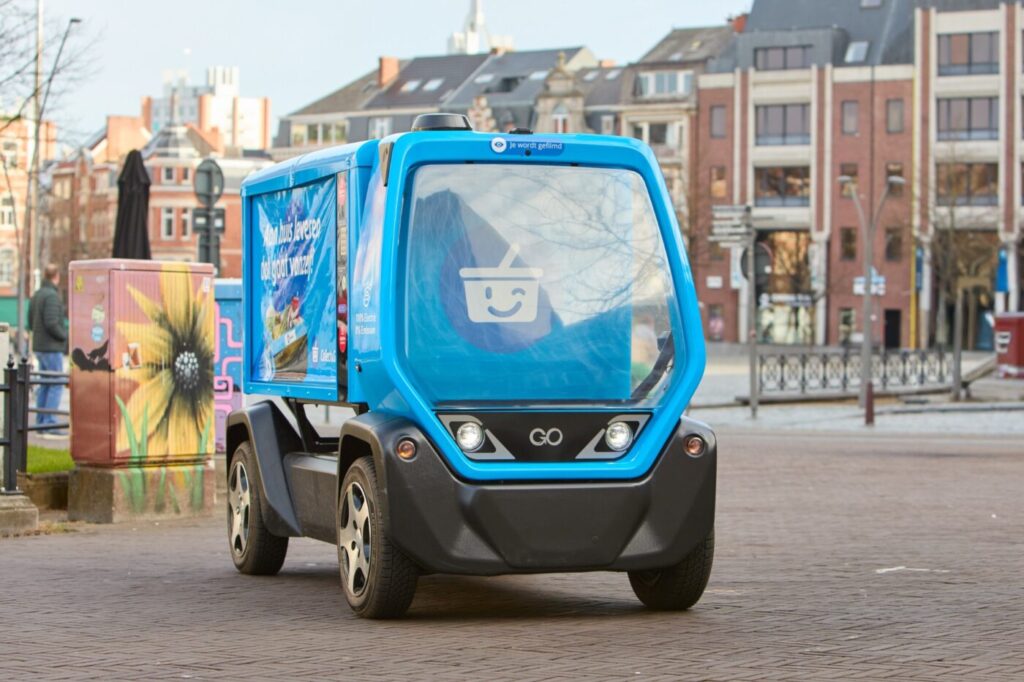 collectgo-clevon-1-autonomes-lieferfahrzeug-1400x933