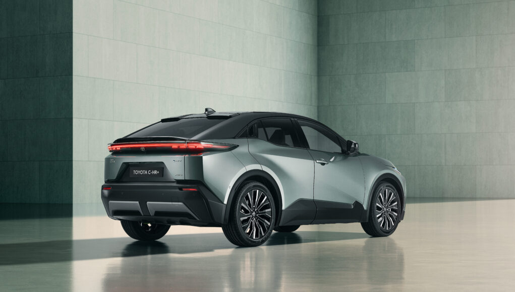 2026-TOYOTA-C-HR-06 2026-TOYOTA-C-HR-06