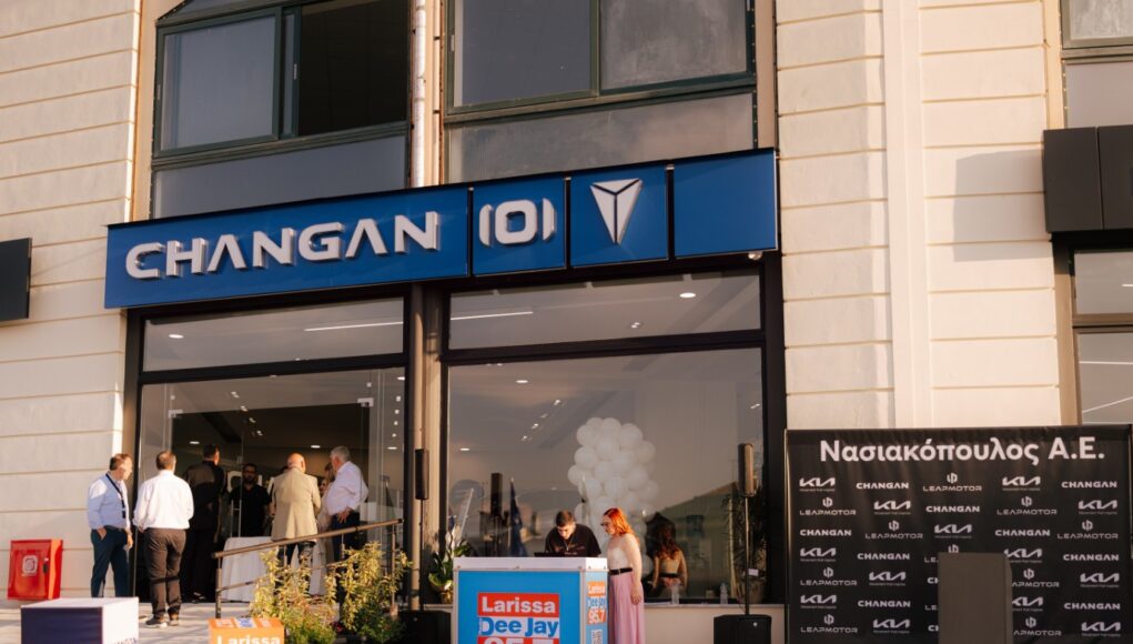 Changan_Larisa_