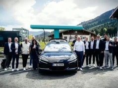 Ο πρώτος BYD Flash Charger (1.500 KW) “άνοιξε” στη Γερμανία
